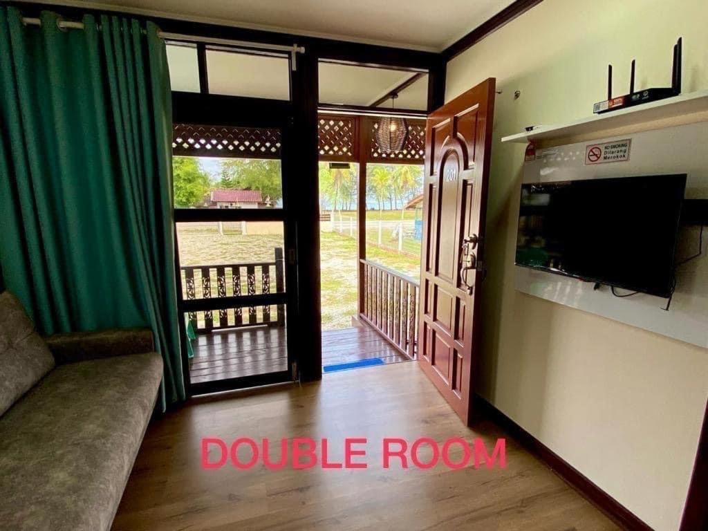 Tts Staycation Chalet Kampung Penarik ภายนอก รูปภาพ