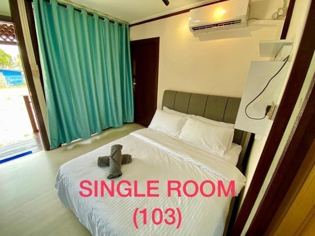 Tts Staycation Chalet Kampung Penarik ภายนอก รูปภาพ